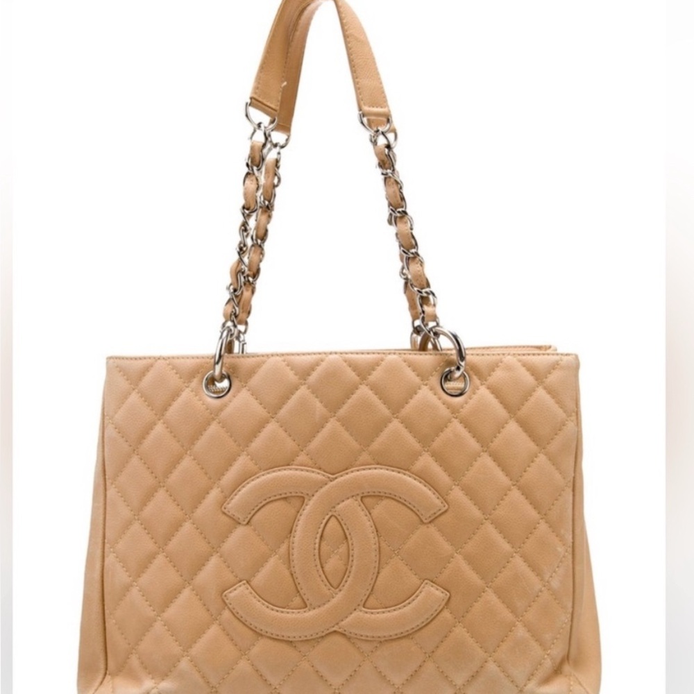 ‼️SOLD‼️Chanel Tan/Camel Quilted Leather Grand Shopping Tote w/Gold Chain - Picture 1 of 17